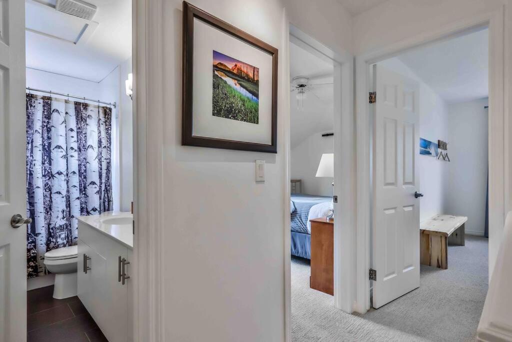 Big Mountain Views - Bright 2-Story Corner Unit Leilighet Canmore Eksteriør bilde